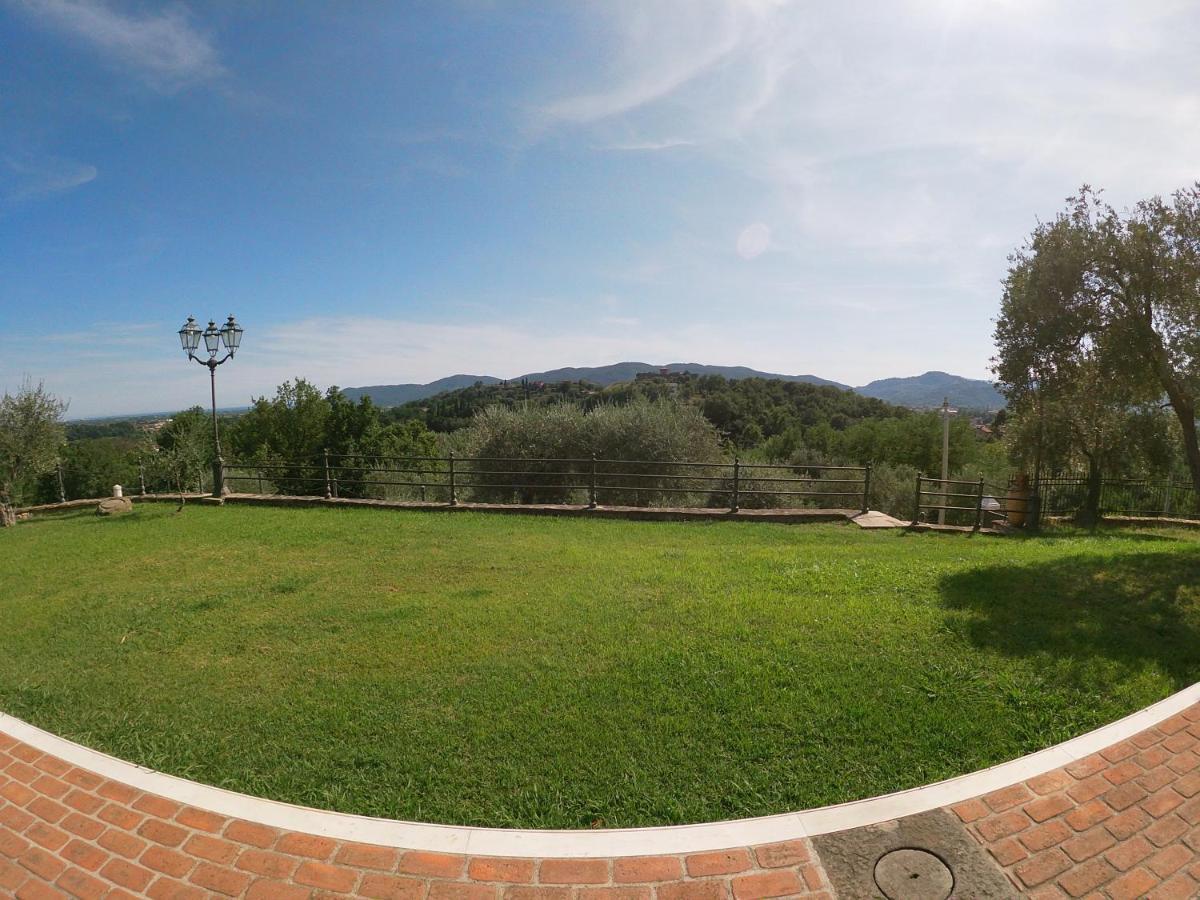 B&B Alla Fortezza Sarzana Luaran gambar