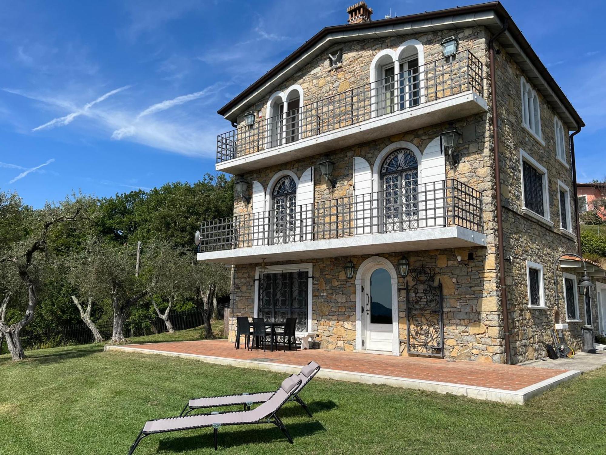 B&B Alla Fortezza Sarzana Luaran gambar