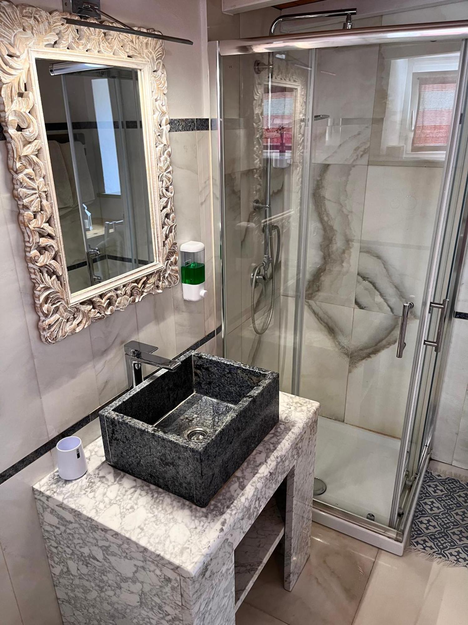 B&B Alla Fortezza Sarzana Luaran gambar